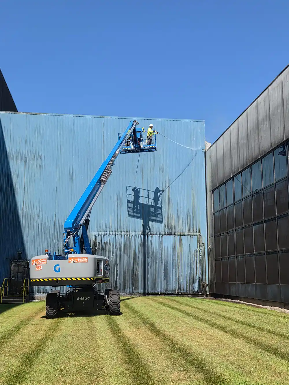 Commercial Power Washing Pressure Washing Commercial Power Washing Pressure Washing
