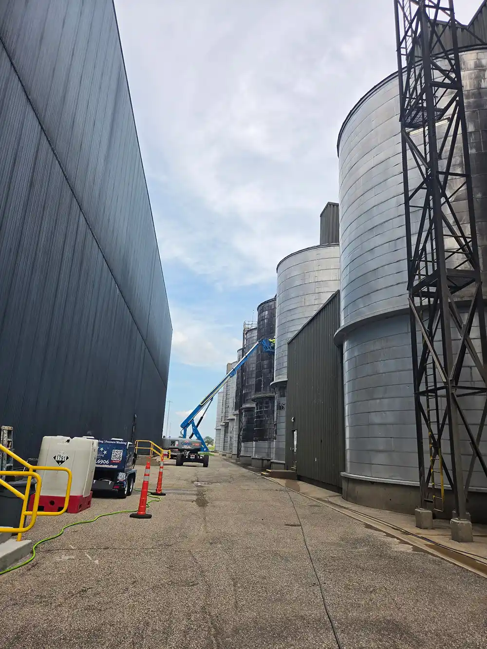 Commercial Power Washing Pressure Washing Miller Coors Commercial Power Washing Pressure Washing Miller Coors